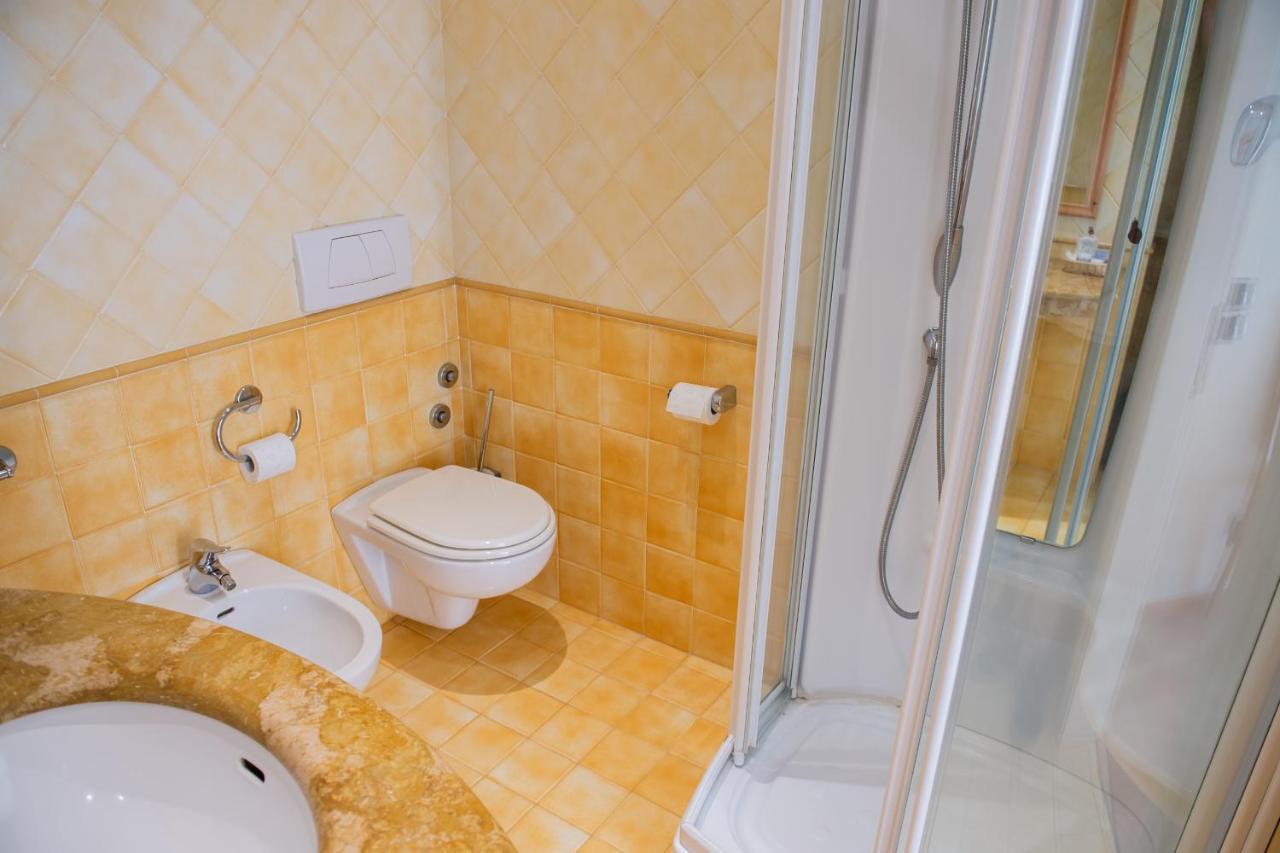 Hotel Ostello Settecolli Sport Filottrano Buitenkant foto